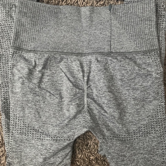 Gymshark Vital Rise Set - Picture 8 of 10